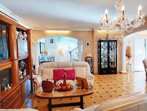 Thumbnail von Villa For Sale in Málaga