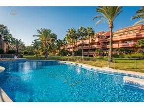 Thumbnail von Luxus-Wohnung in Marbella R2801771