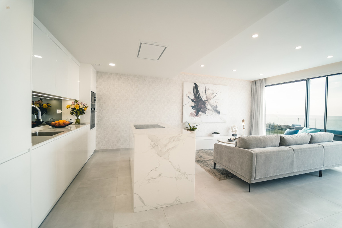 Apartment For Sale in La Cala de Mijas, Málaga