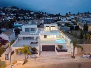 Thumbnail von Villa For Sale in Sierrezuela, Málaga