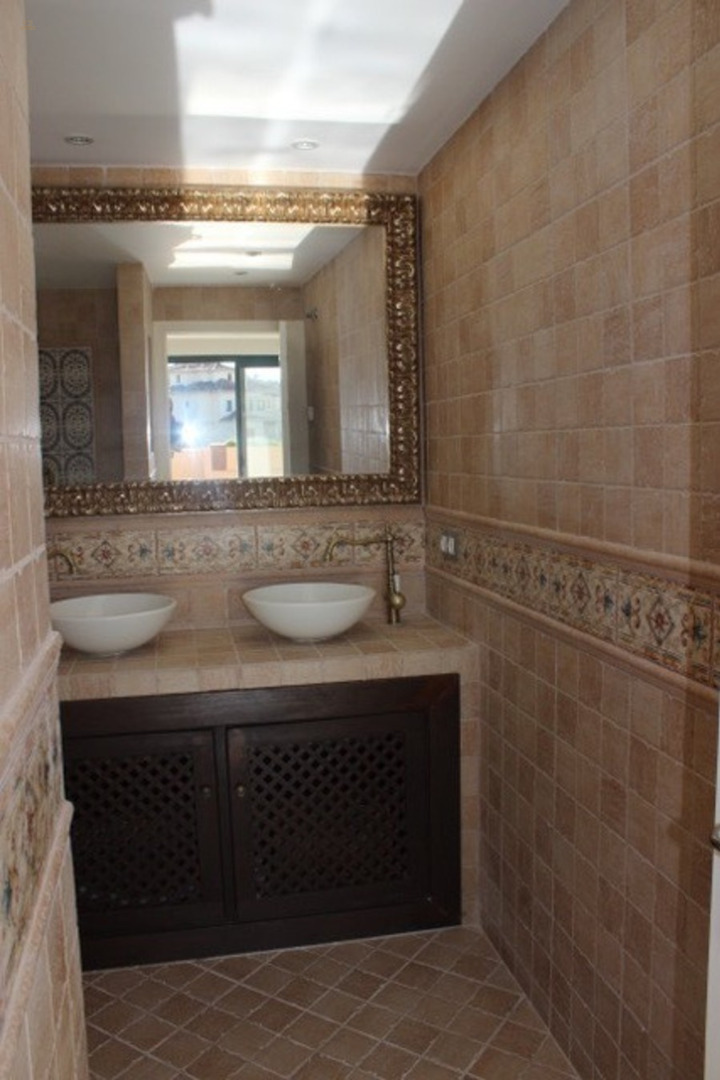 Thumbnail von Luxus-Wohnung in Benahavis R2801495