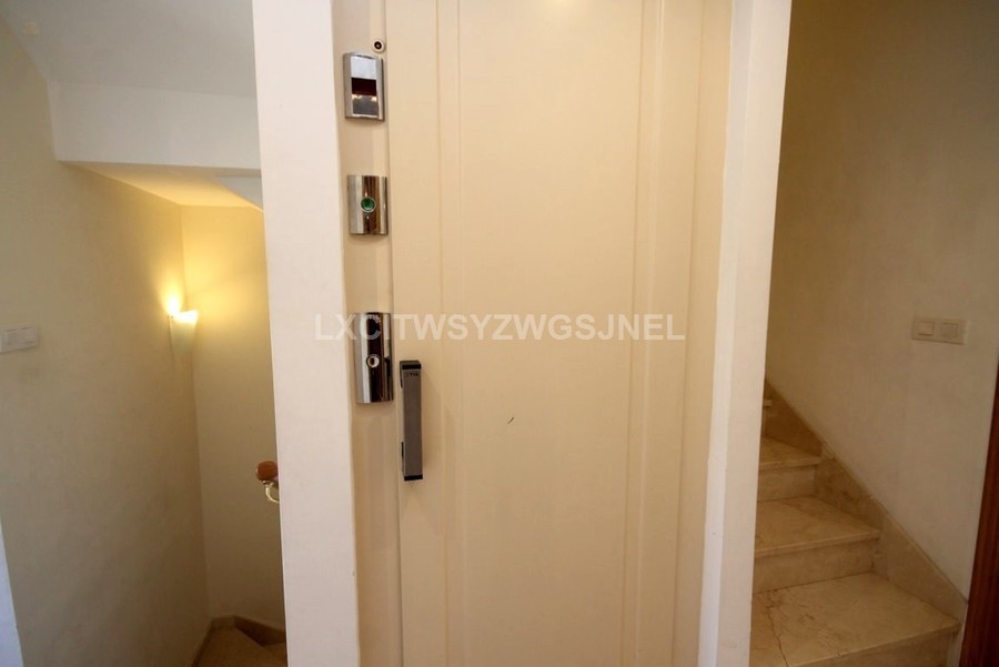 Thumbnail von Luxus-Villa in Nagüles R2793515