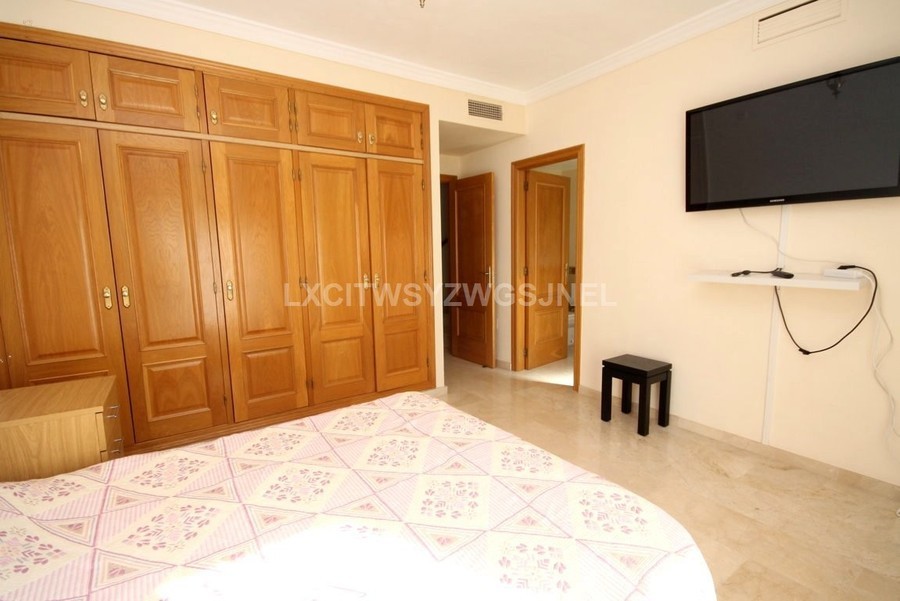 Thumbnail von Luxus-Villa in Nagüles R2793515