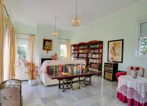 Thumbnail von Villa For Sale in Estepona, Málaga