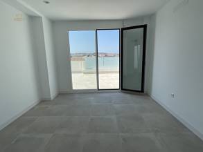 Thumbnail von Villa For Sale in Sierrezuela, Málaga