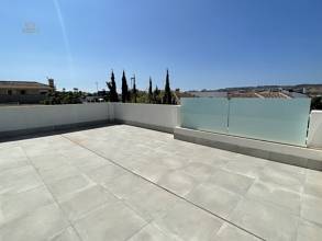 Thumbnail von Villa For Sale in Sierrezuela, Málaga