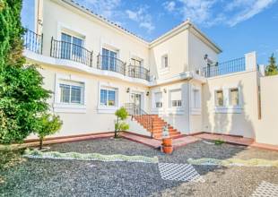 Thumbnail von Villa For Sale in Estepona, Málaga