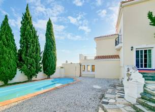 Thumbnail von Villa For Sale in Estepona, Málaga