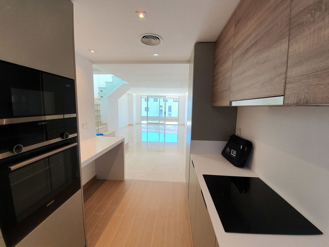 Thumbnail von Apartment For Sale in Nueva Andalucia, Málaga