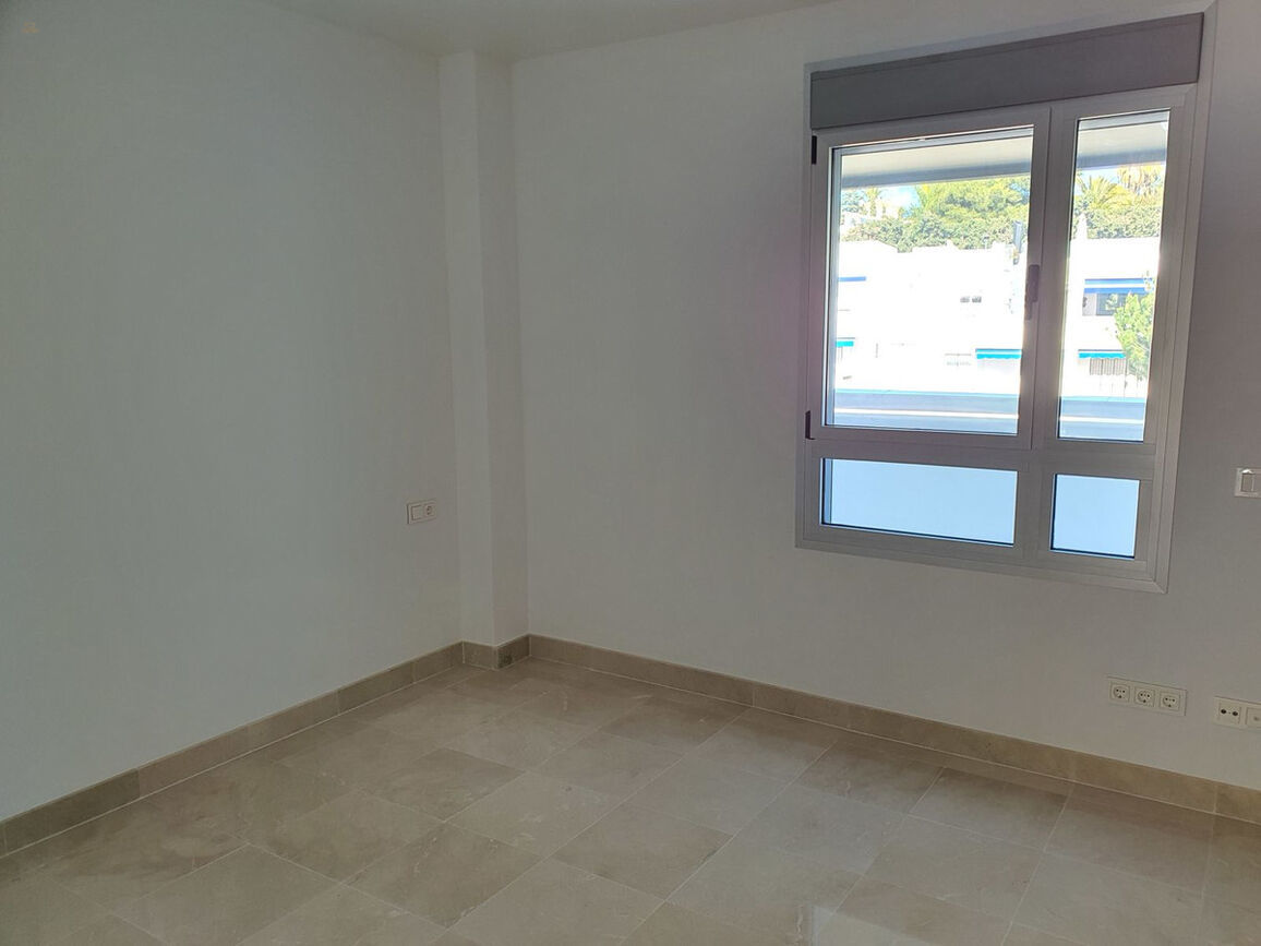 Thumbnail von Apartment For Sale in Nueva Andalucia, Málaga