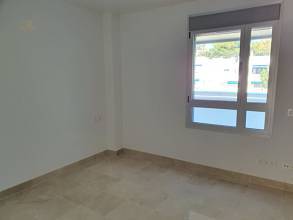 Thumbnail von Apartment For Sale in Nueva Andalucia, Málaga