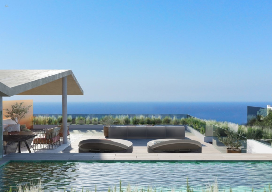 Apartment For Sale in Benalmadena, Málaga