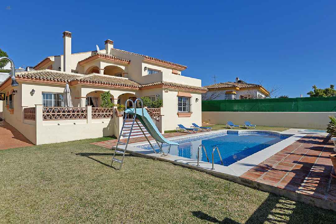 Villa For Sale in Mijas Costa, Málaga