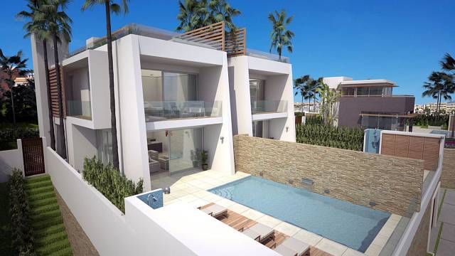 Villa For Sale in Riviera Del Sol, Málaga
