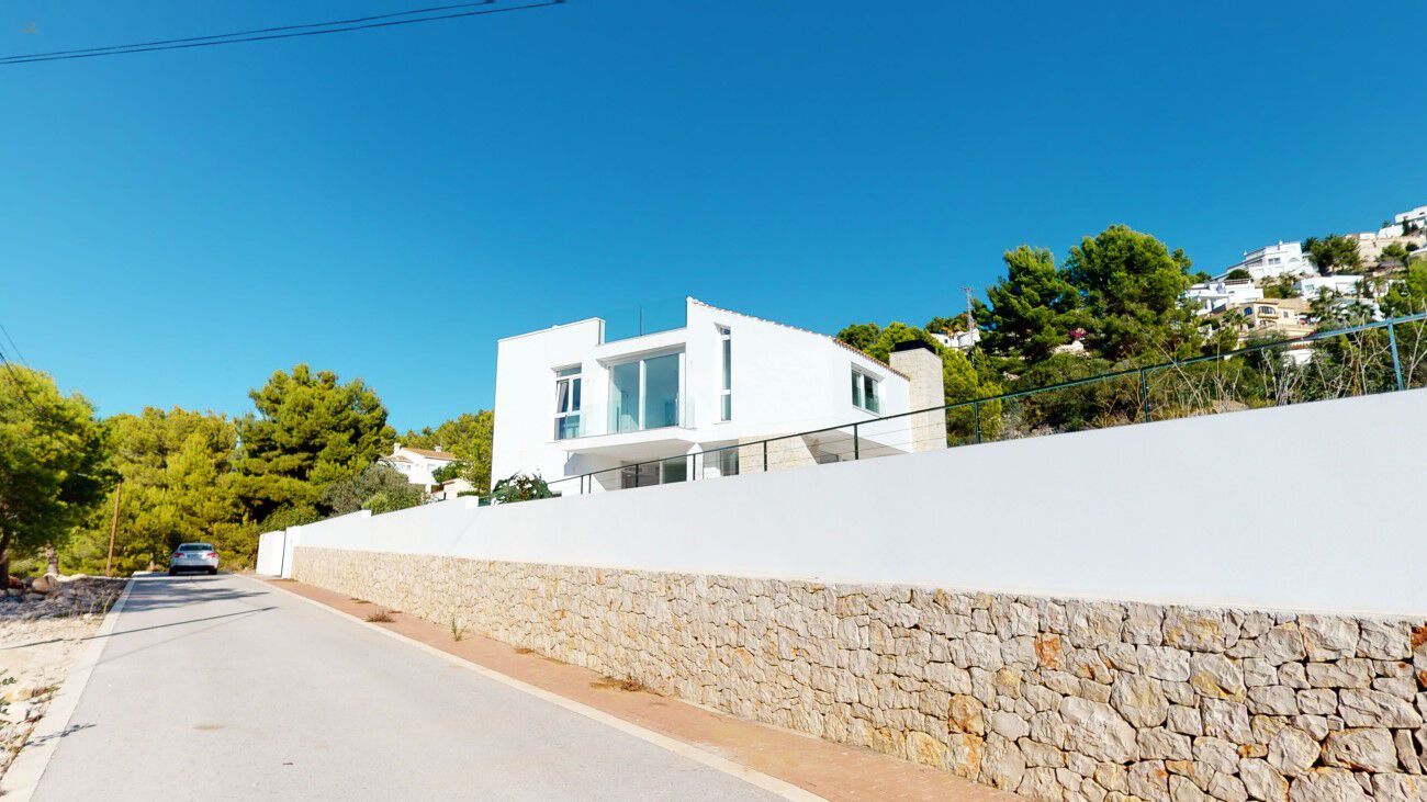 Villa For Sale in Moraira, Alicante