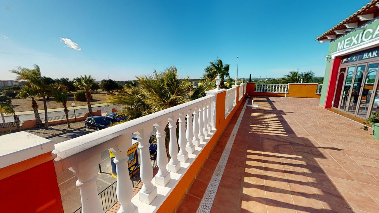 Thumbnail von Commercial Property For Sale in Campoamor, Alicante