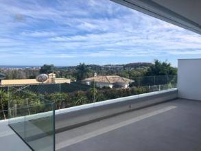 Thumbnail von Apartment For Sale in Nueva Andalucia, Málaga