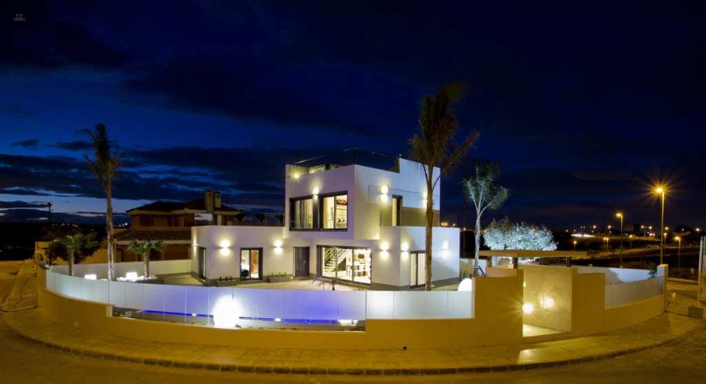 Villa For Sale in Orihuela, Alicante