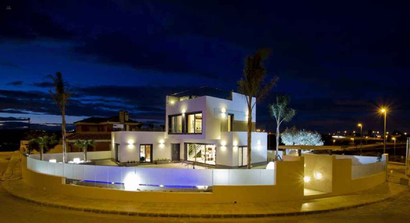 Villa For Sale in Orihuela, Alicante