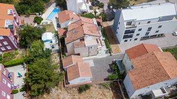 Thumbnail von Appartementhaus mit 5 Wohnungen nahe dem Meer