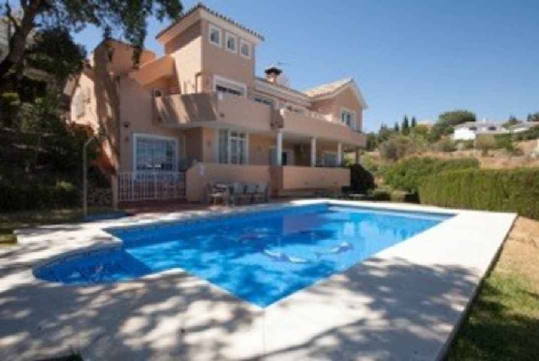 Luxus-Villa in Calahonda R2825267