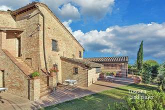 Thumbnail von Komplett renoviertes Rustico mit 7 Apartments und Pool