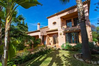Thumbnail von Luxus-Villa in El Rosario R2824730