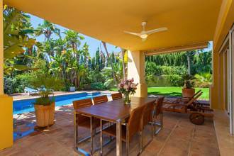 Thumbnail von Luxus-Villa in El Rosario R2824718