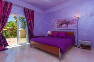 Thumbnail von Luxus-Villa in El Rosario R2824718