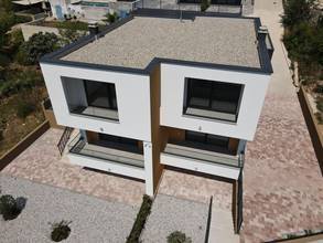 Thumbnail von Haus mit zwei Maisonettewohnungen / Doppelhaushälften