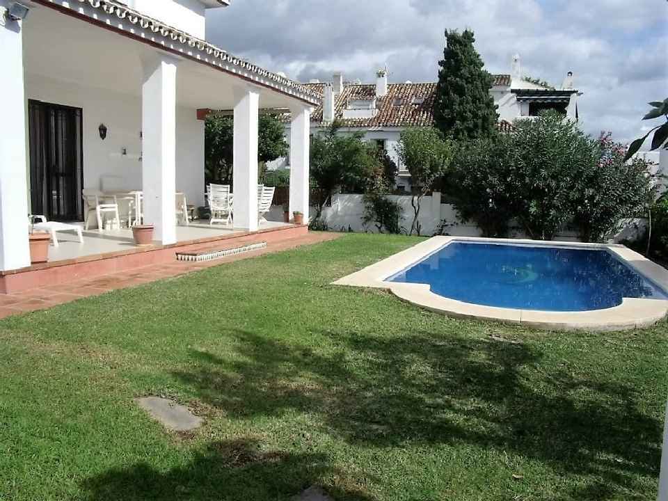 Luxus-Villa in Marbella R2777438