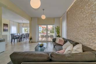 Thumbnail von Mediterranes Haus direkt am Meeresufer