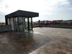 Moderne Neubauwohnung mit eigener Dachterrasse und schönem Meerblick