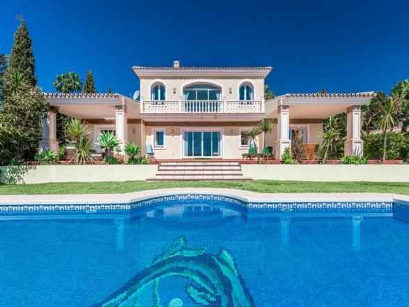 Luxus-Villa in Nueva Andalucia R2867108