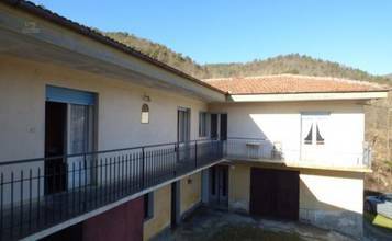 Thumbnail von Immogold atavistisches Natursteingebäude mit ca. 60.000 m² Grund