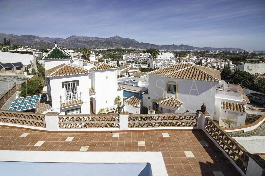 Luxus-Villa in Nerja R2866934