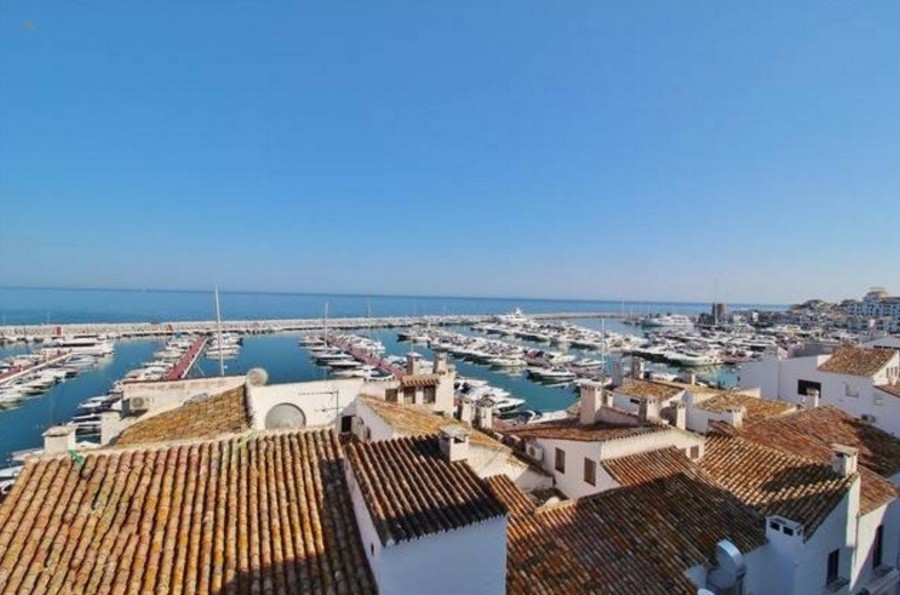 Luxus-Wohnung in Puerto Banus R2866664