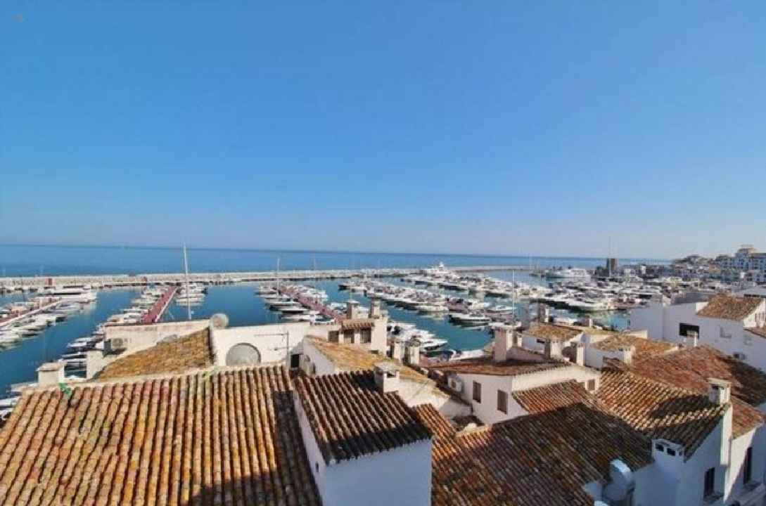 Luxus-Wohnung in Puerto Banus R2866664