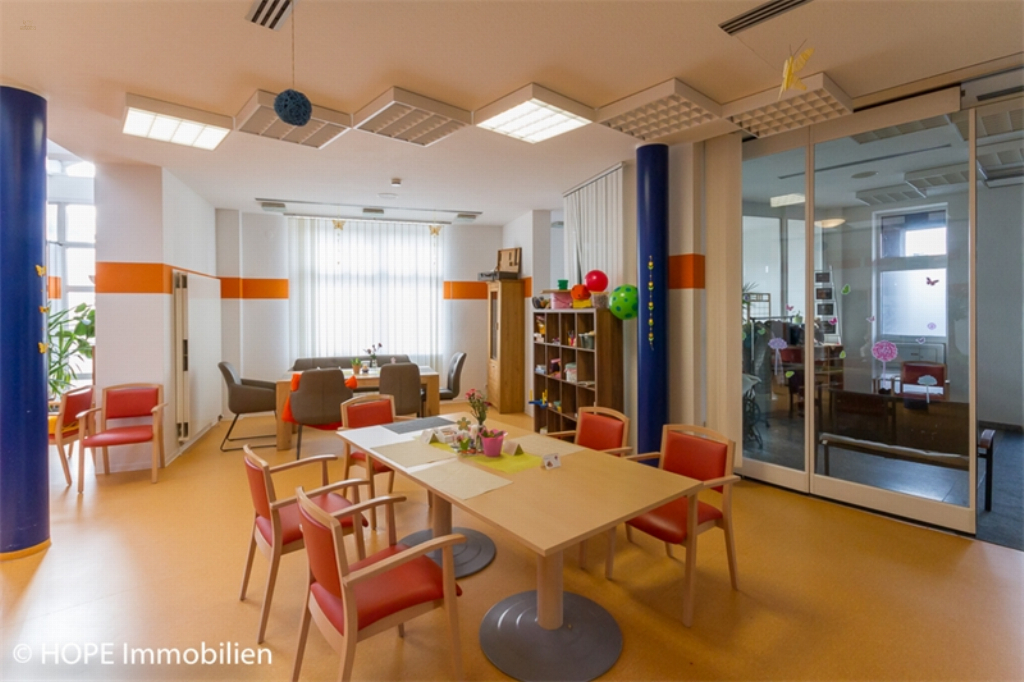 Thumbnail von Hochwertiges saniertes Wohn- und Geschäftshaus