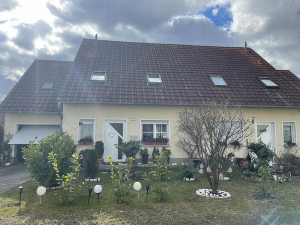 Zweifamilienhaus Generationshaus in herrlich ländlicher Umgebung