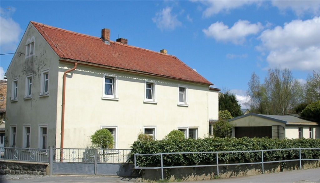 Thumbnail von Hofgrundstück mit 2 Häusern, Gewerbeanteil und Halle