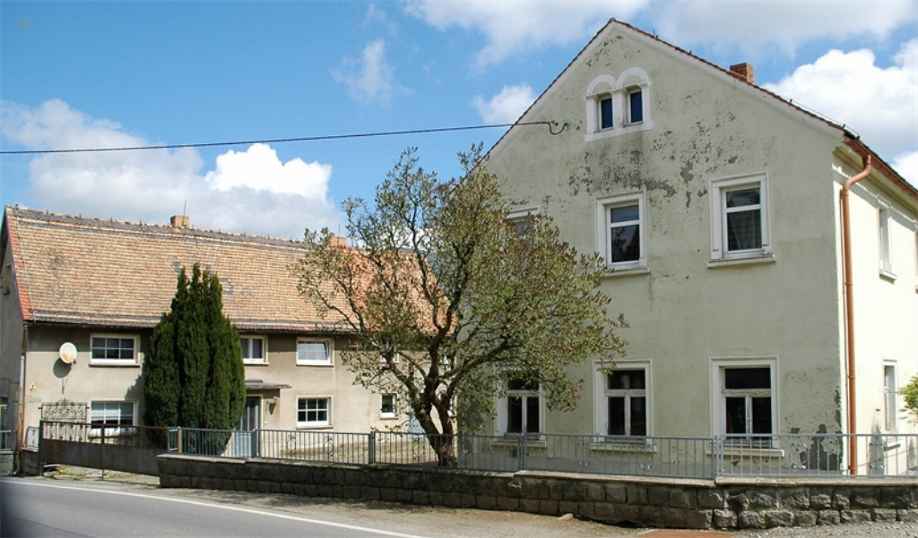 Thumbnail von Hofgrundstück mit 2 Häusern, Gewerbeanteil und Halle