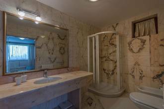 Thumbnail von Mediterrane Villa mit Swimmingpool und Meerblick