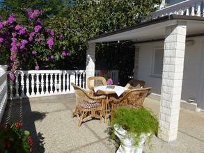 Thumbnail von Appartementhaus mit Panorama-Meerblick