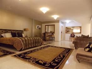 Thumbnail von Luxus-Villa in Sierra Blanca R2871818