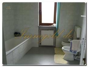 Thumbnail von Immogold Bauernhaus teilweise renoviert mit ca. sieben Hektar Land