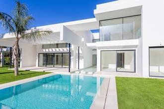 Thumbnail von Luxus-Villa in Guadalmina Baja R2871854