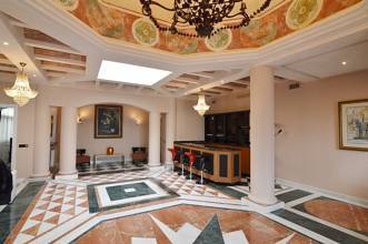 Thumbnail von Luxus-Villa in The Golden Mile R2871656