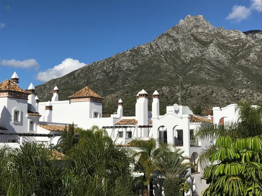 Luxus-Penthaus in Sierra Blanca R2868401