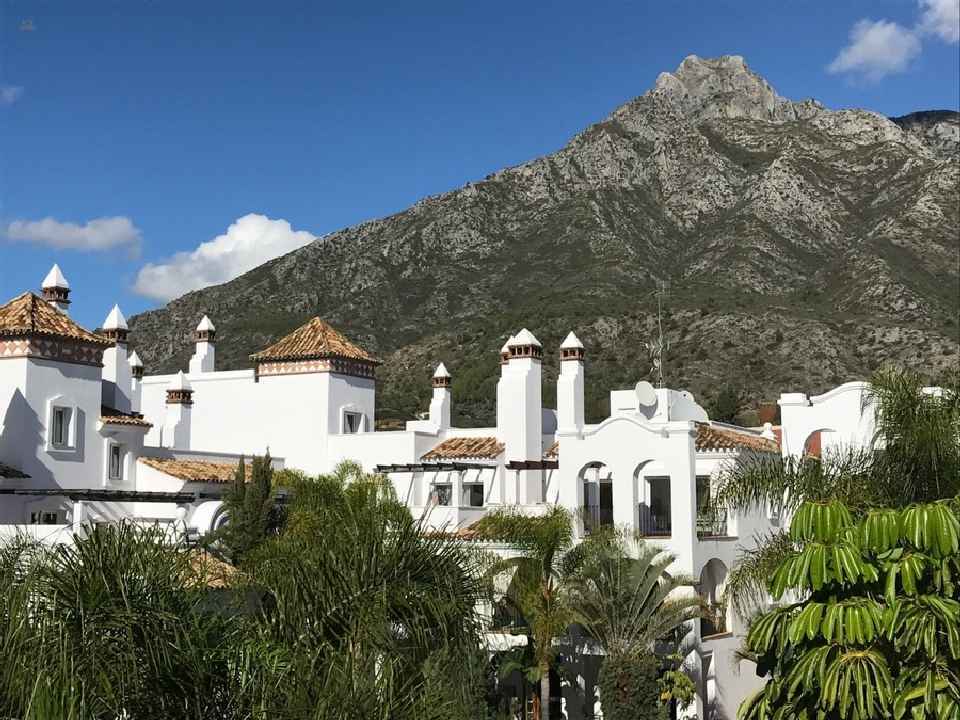 Luxus-Penthaus in Sierra Blanca R2868401